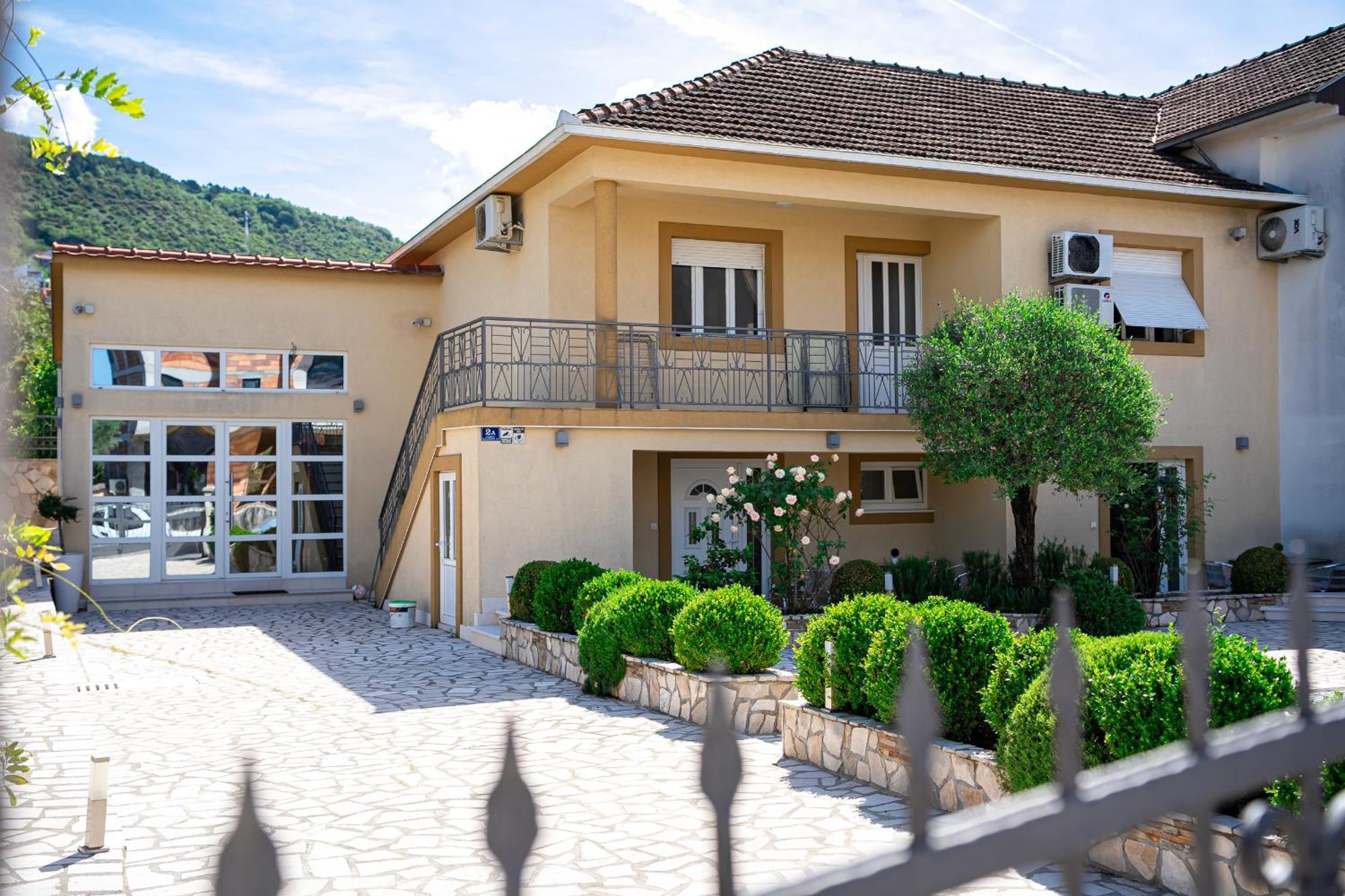 Raicevic Residence 티바트 외부 사진