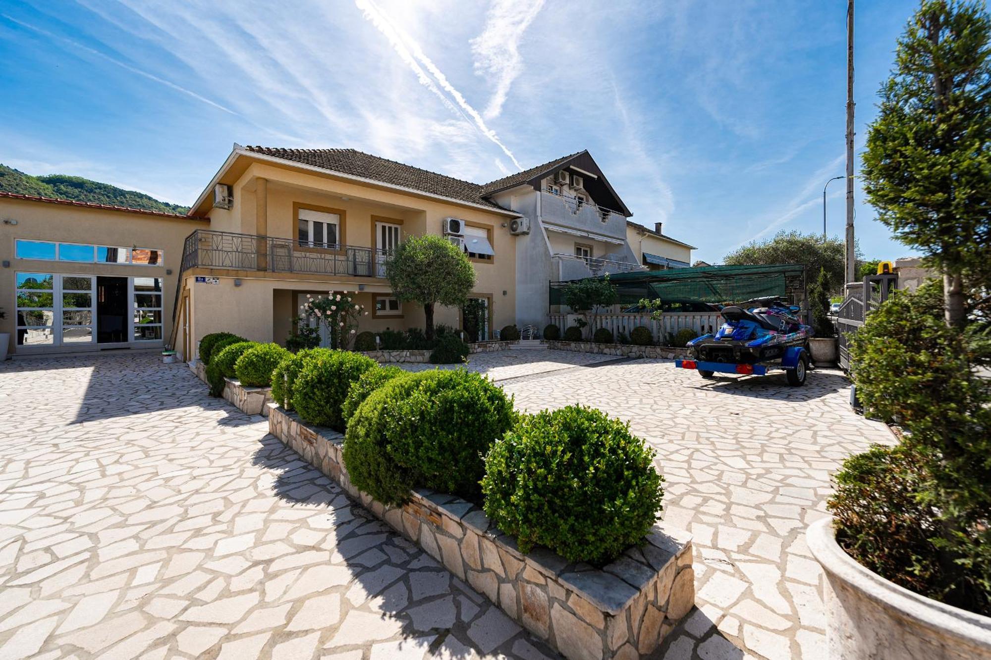 Raicevic Residence 티바트 외부 사진